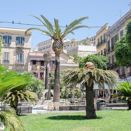 Domus Yenne Suites Cagliari Ngoại thất bức ảnh