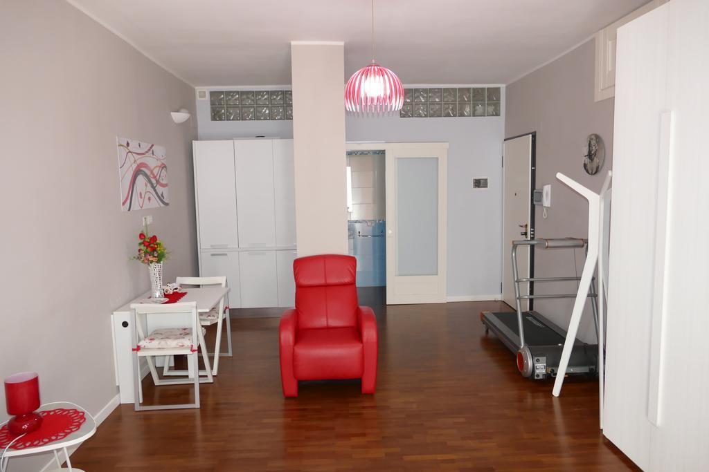 Domus Yenne Suites Cagliari Ngoại thất bức ảnh