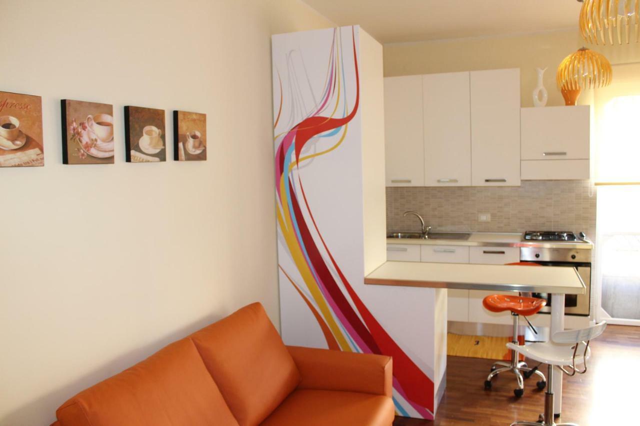 Domus Yenne Suites Cagliari Ngoại thất bức ảnh