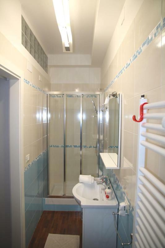 Domus Yenne Suites Cagliari Ngoại thất bức ảnh