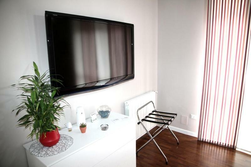 Domus Yenne Suites Cagliari Ngoại thất bức ảnh